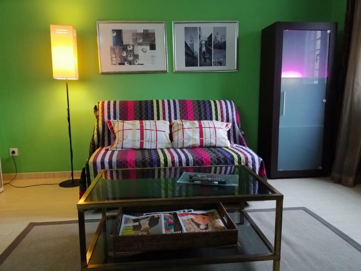 Apartamento Teatro Del Mercado Apartment Zaragoza Ngoại thất bức ảnh