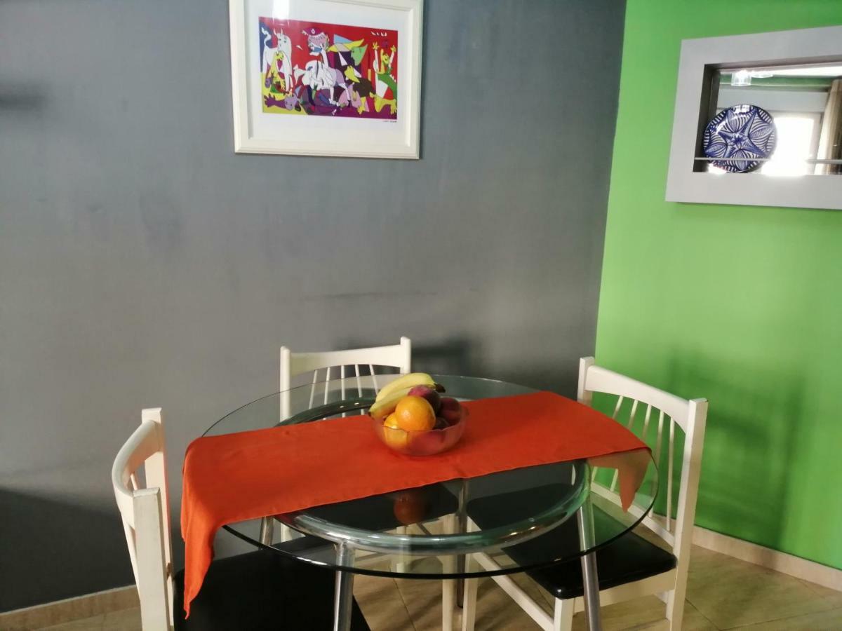 Apartamento Teatro Del Mercado Apartment Zaragoza Ngoại thất bức ảnh