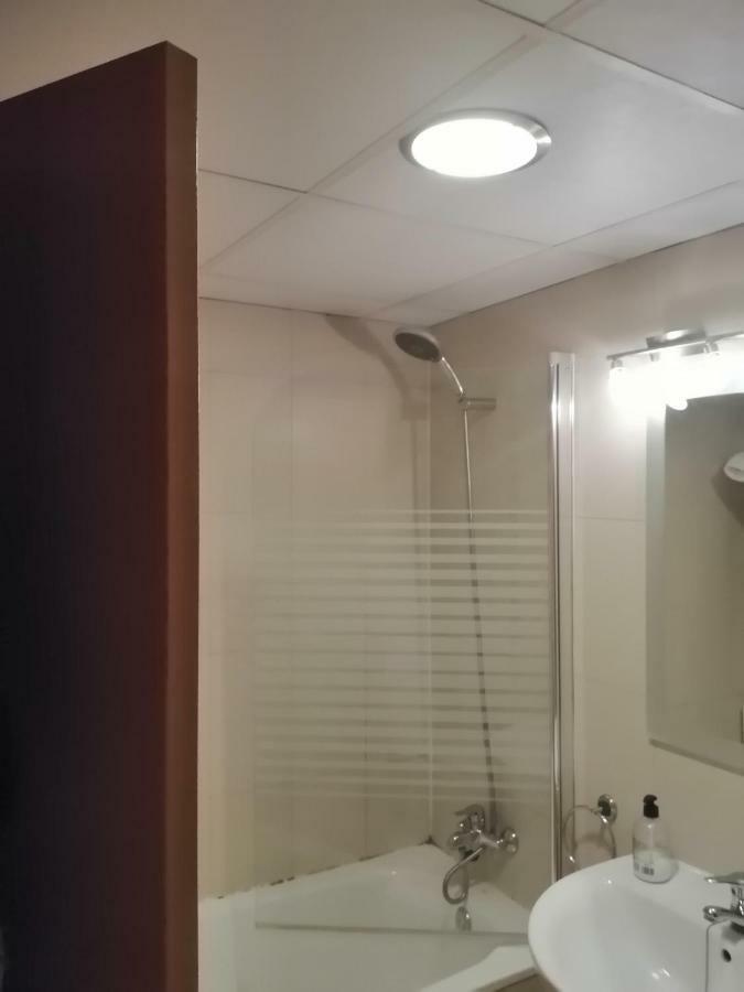 Apartamento Teatro Del Mercado Apartment Zaragoza Ngoại thất bức ảnh