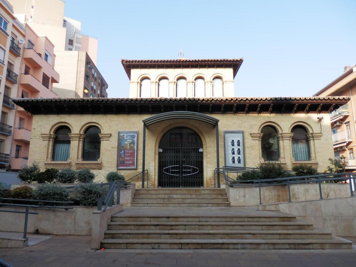 Apartamento Teatro Del Mercado Apartment Zaragoza Ngoại thất bức ảnh