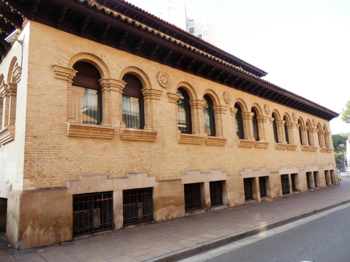 Apartamento Teatro Del Mercado Apartment Zaragoza Ngoại thất bức ảnh